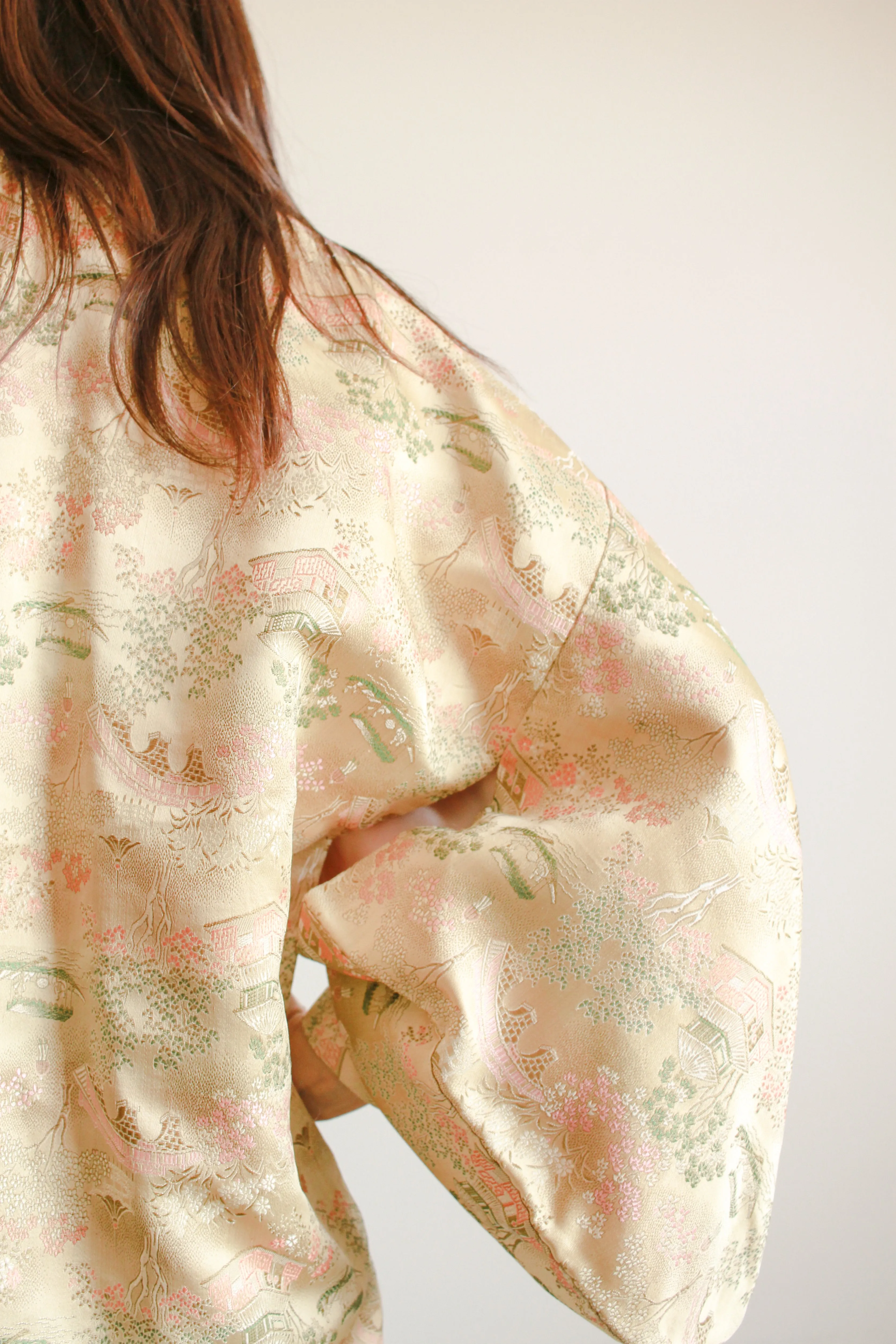 1940s Gold Silk Chinoiserie Print Jacket