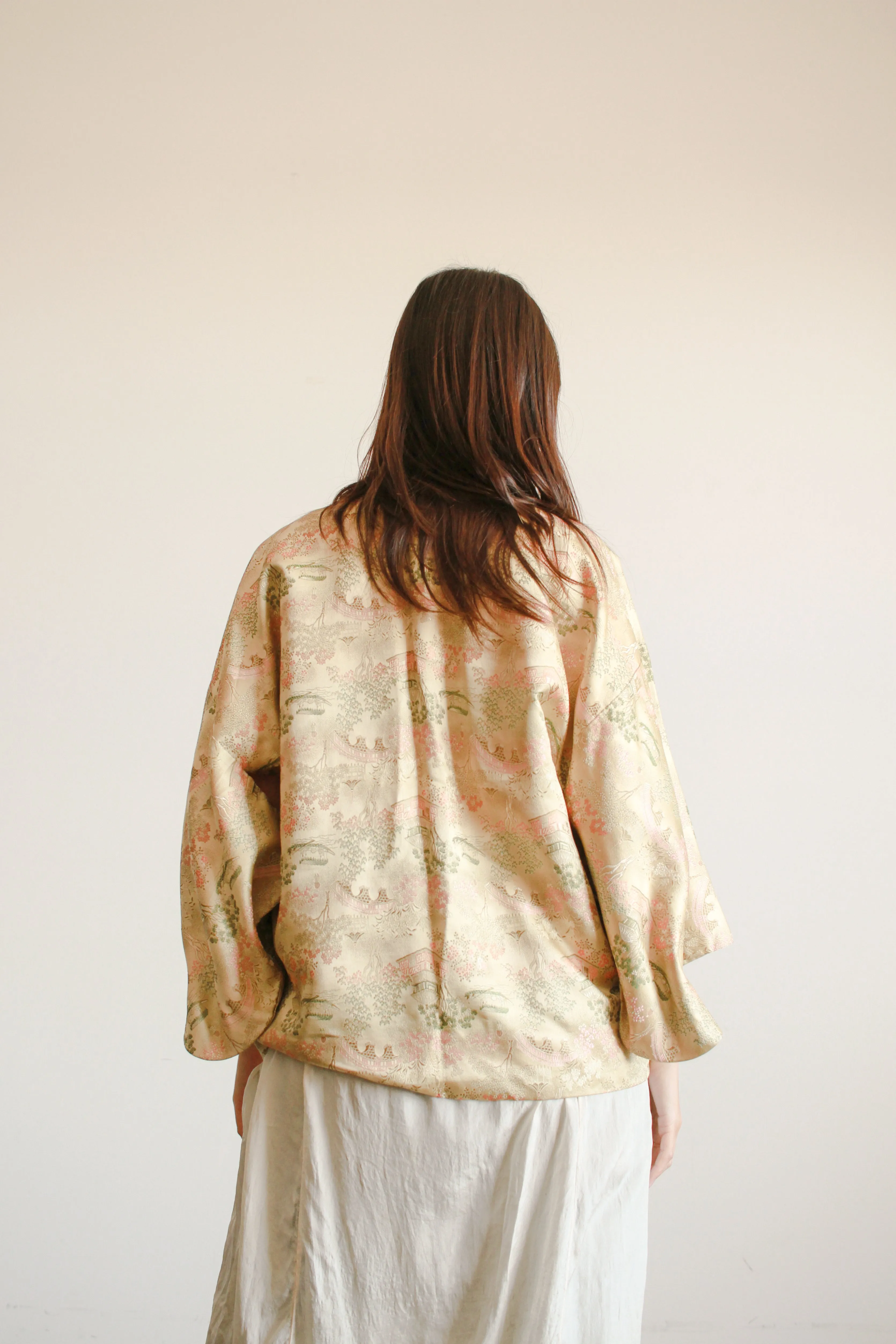 1940s Gold Silk Chinoiserie Print Jacket
