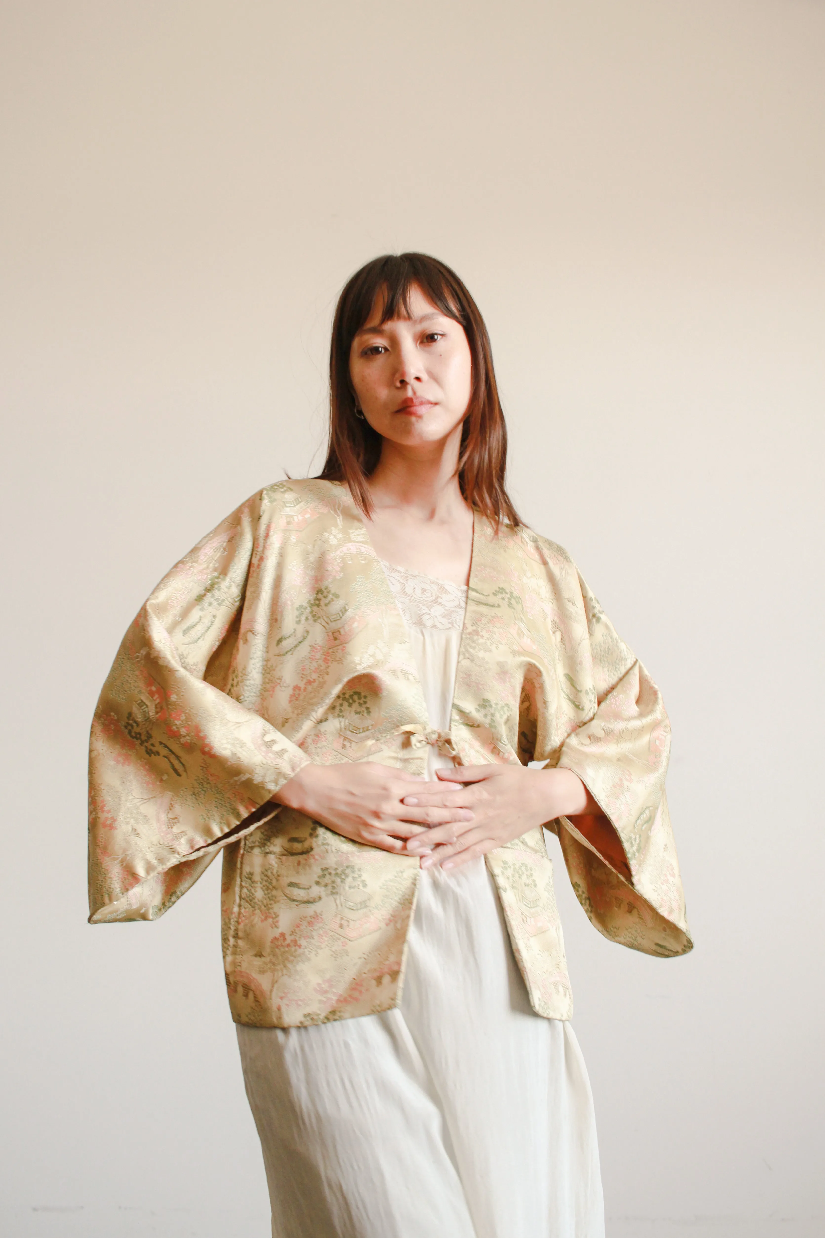 1940s Gold Silk Chinoiserie Print Jacket