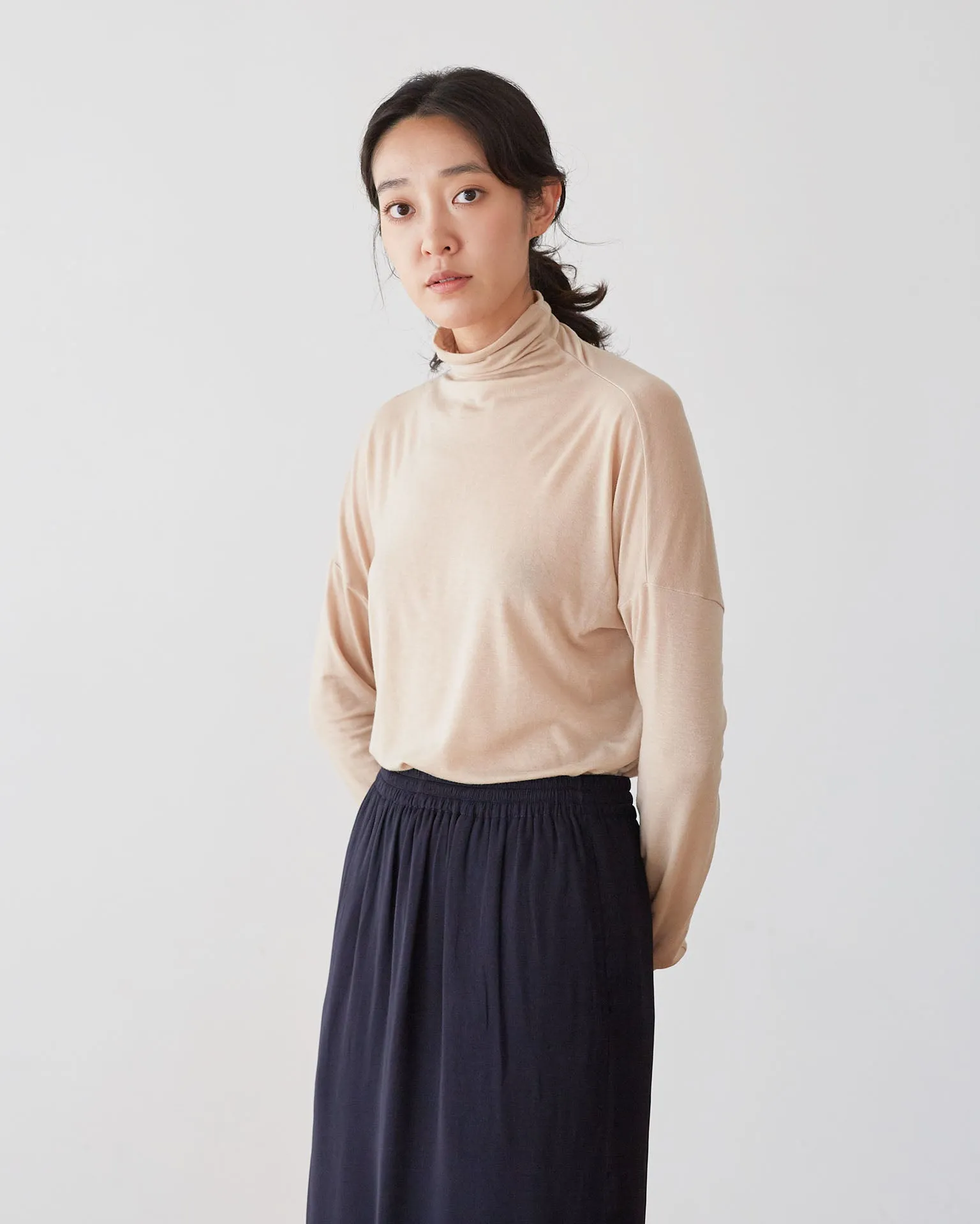 Classic H-Line Skirt / Deep Navy