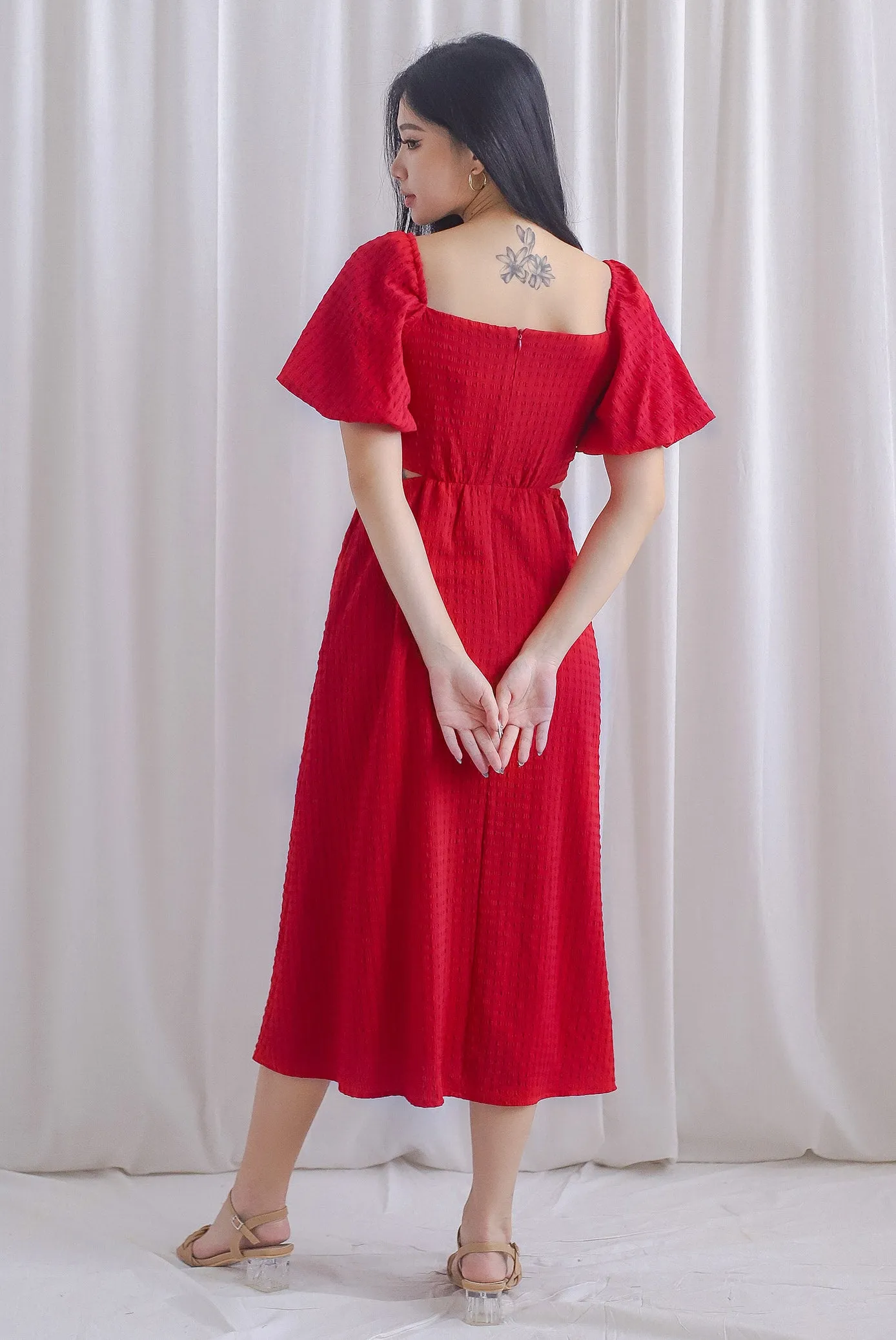Hebe Puffy Sleeve Side Cut Out Dress In Red