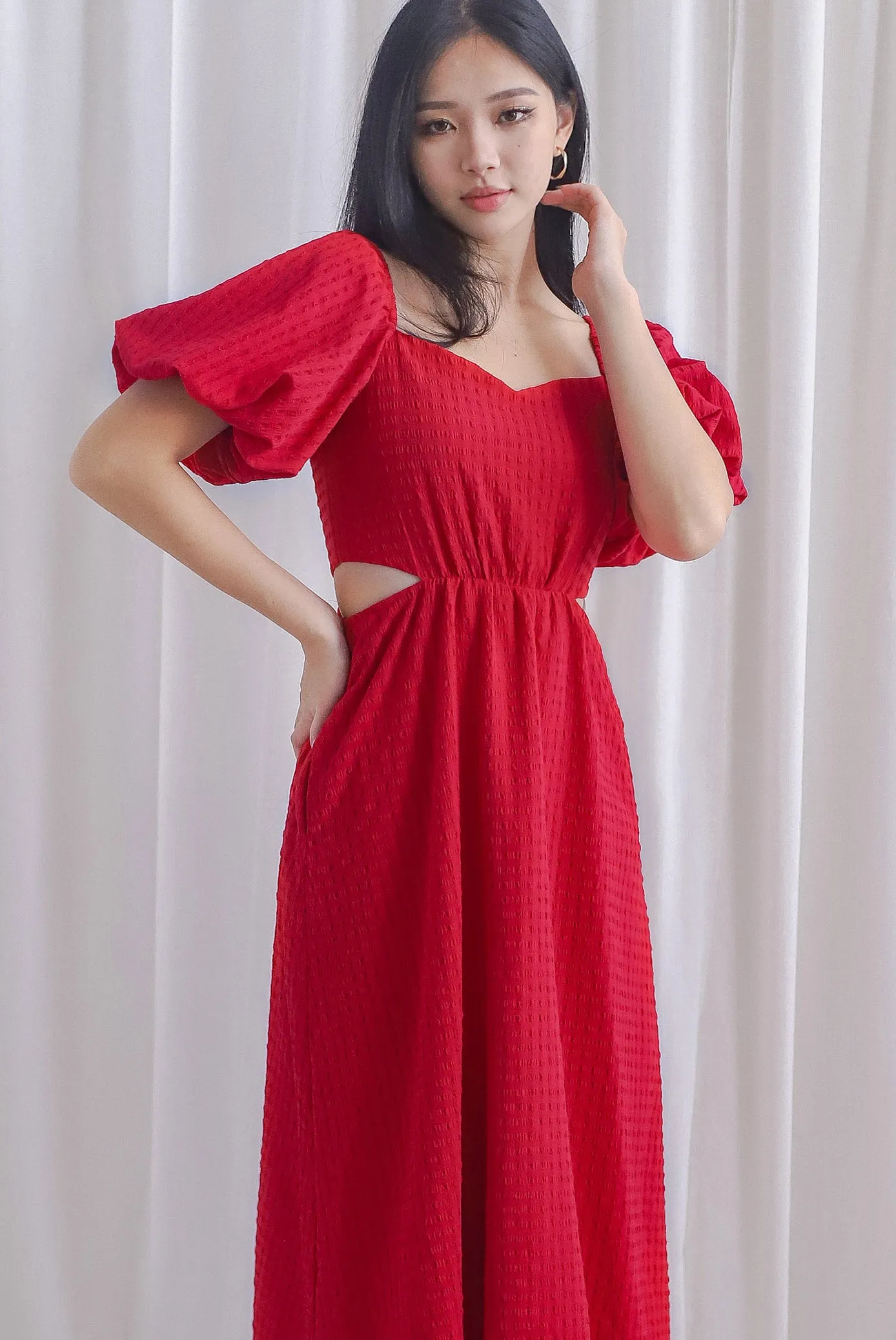 Hebe Puffy Sleeve Side Cut Out Dress In Red