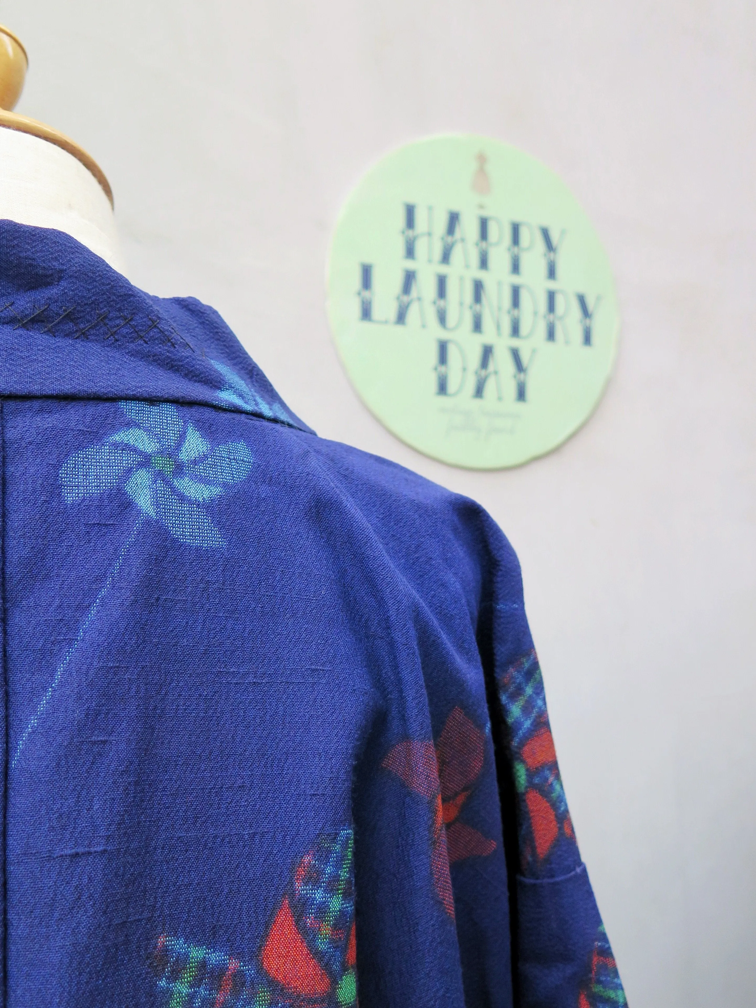 Spinning Pinwheels | Authentic Vintage 1960s 1970s lined Japanese Yutaka Kimono Jacket